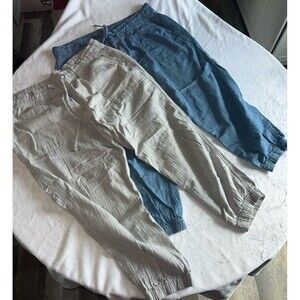 2 pairs of gap capris sz XL